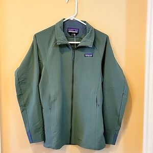 BRAND NEW Patagonia R1 TechFace Jacket